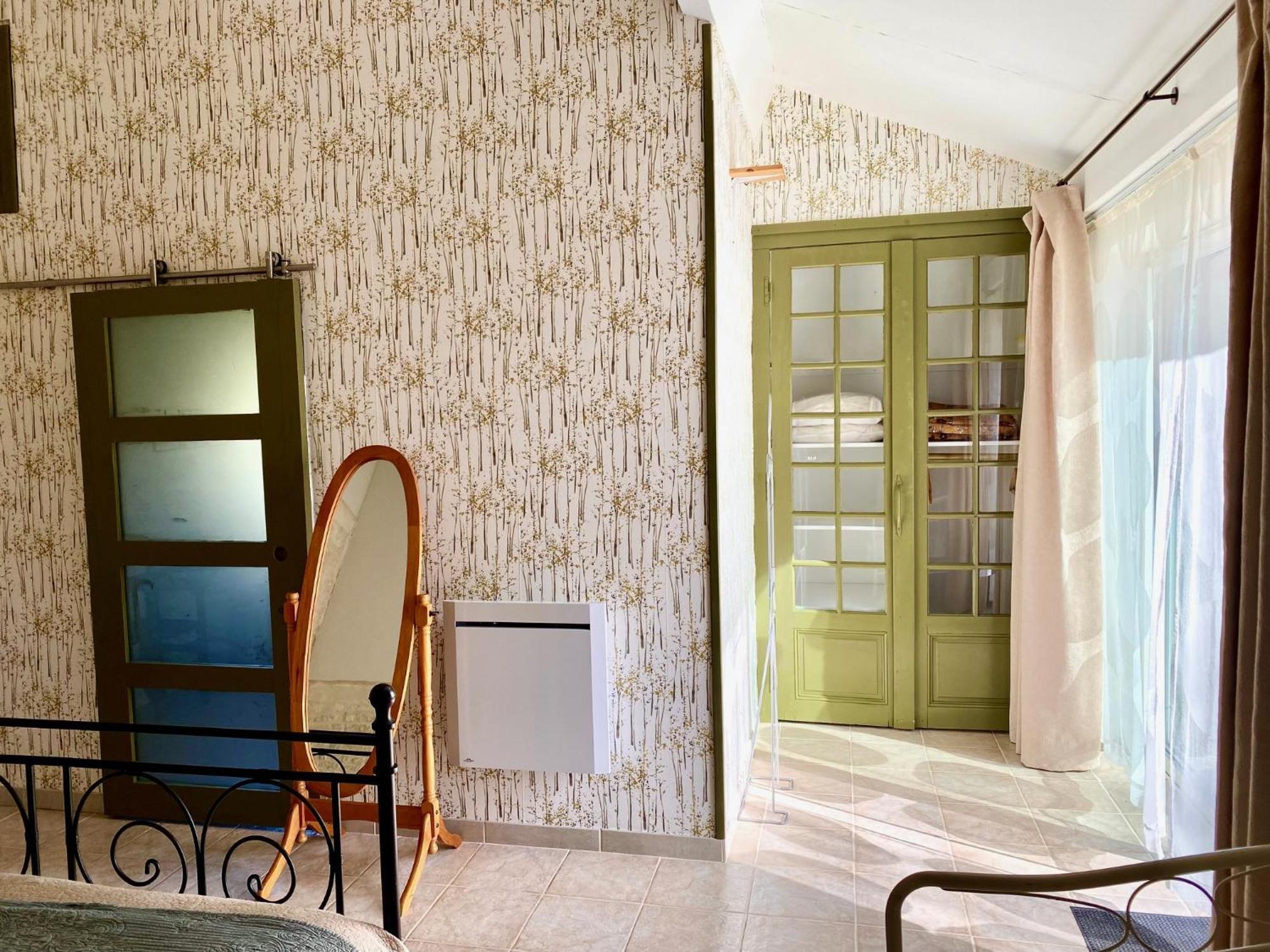 Aux Agapanthes, Chambres D'Hotes Charentaises De Charme Avec Piscine Aumagne Exterior foto